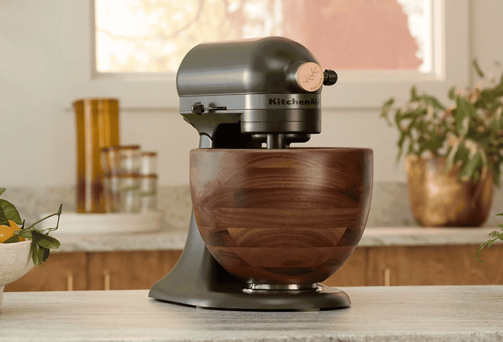LXURI LIVING - The KitchenAid Design Series Evergreen - Stand Mixer Review Blog