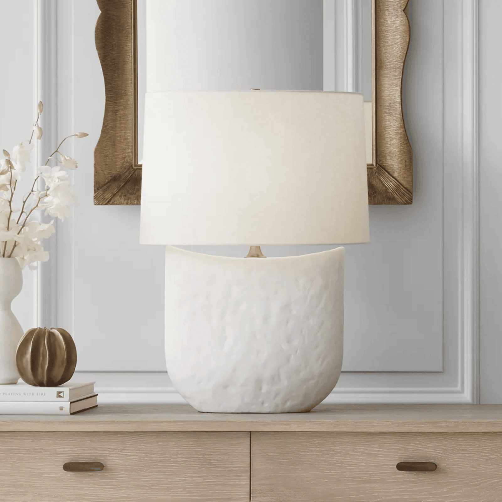 LXURI Welcomes Visual Comfort & Co.: A New Era of Luxury Lighting