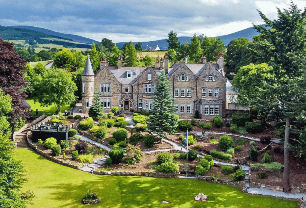 LXURI - Unique Stays with Tablet Hotels