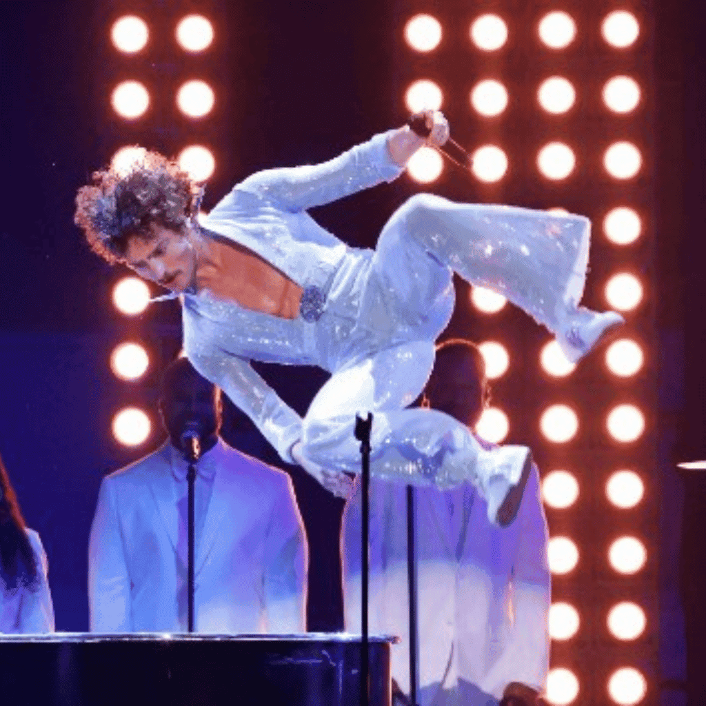 LXURI - Benson Boone's Signature Aesthetic