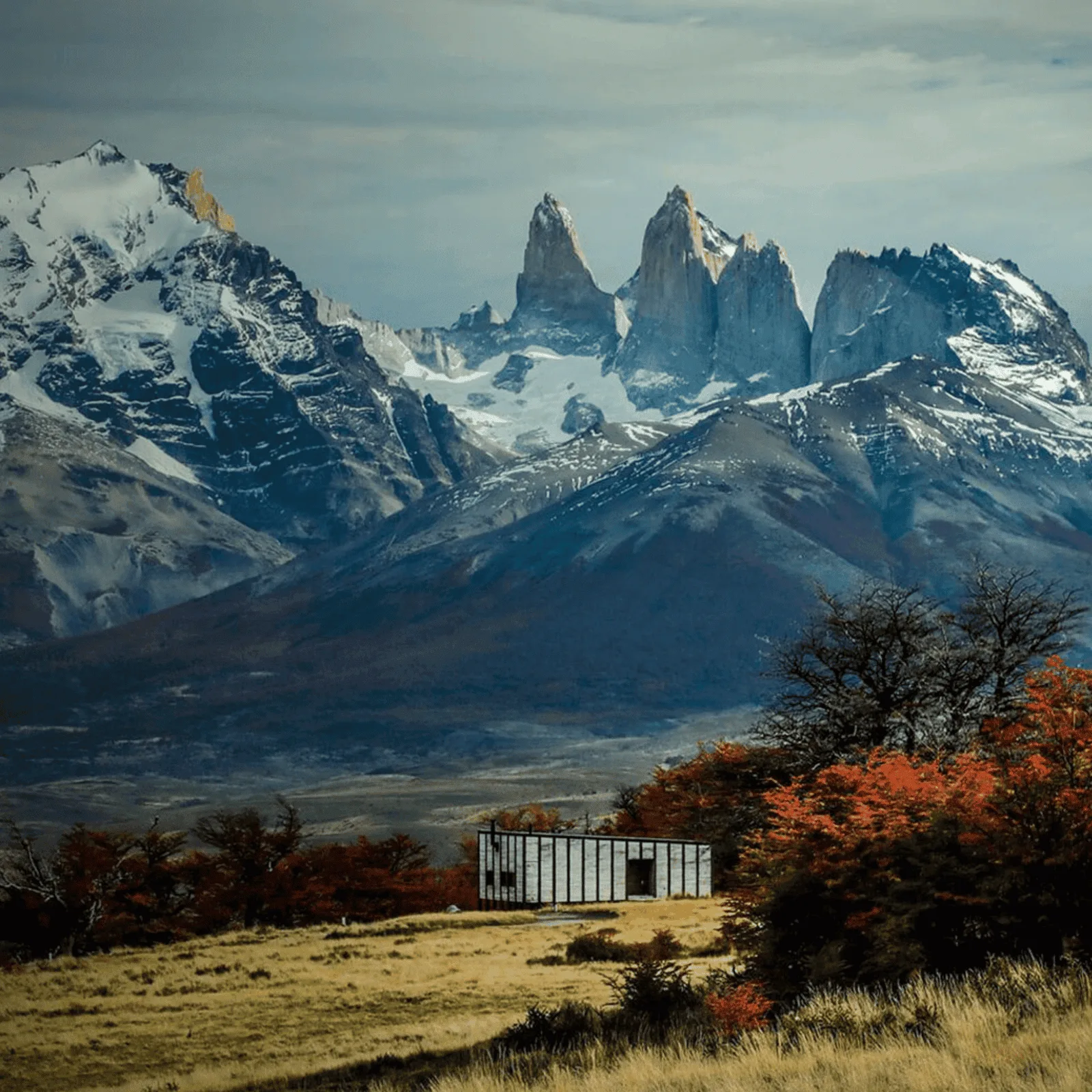 Exploring Tablet Hotels: Where Design, Personality, and Experience Meet by LXURI