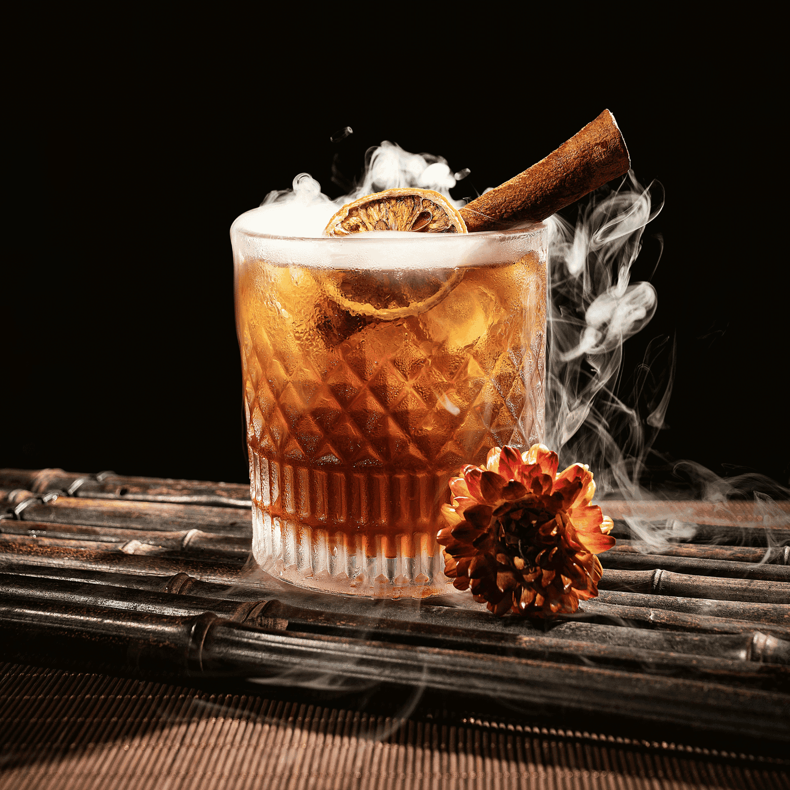 LXURI LIVING - The Vanilla Cinnamon Maple Whiskey Sour Cocktail Recipe