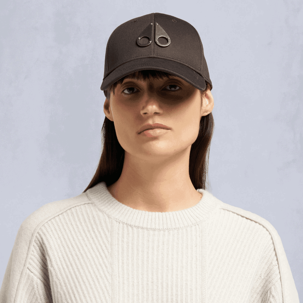 LXURI - Moose Knuckles FW25 - Women’s Clothing: Layering for Cold Weather Style