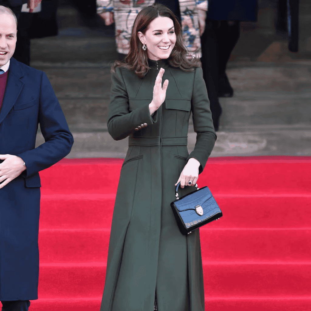 LXURI STYLE - Aspinal of London Mayfair Bag: Timeless Luxury and Elegance - The Princess of Whales