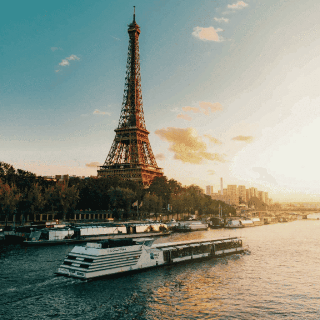 Discover a Private Cruise Experience with Paris Seine | Travel Blog by LXURI