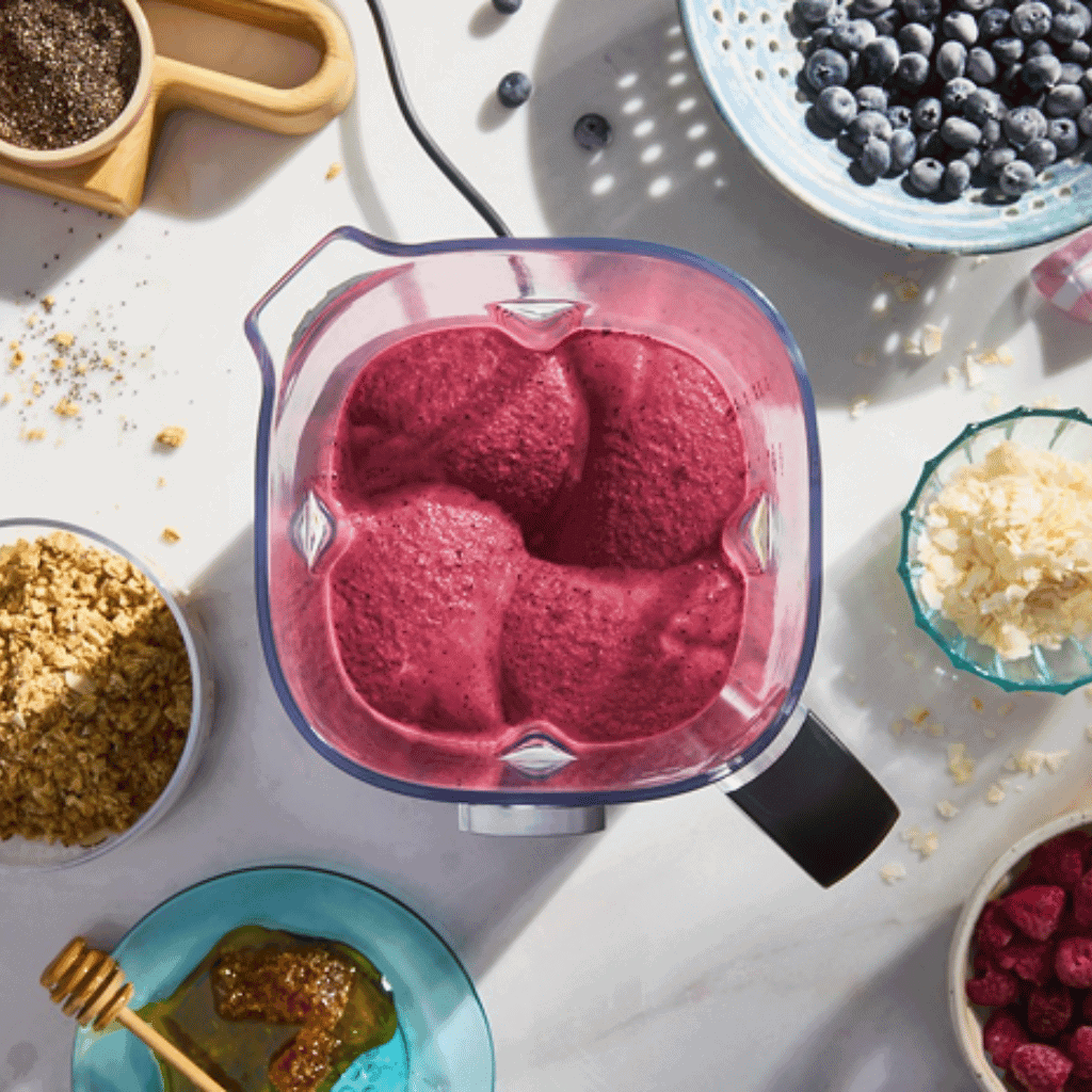 LXURI - Try These Healthy Breakfast Smoothie Variations​