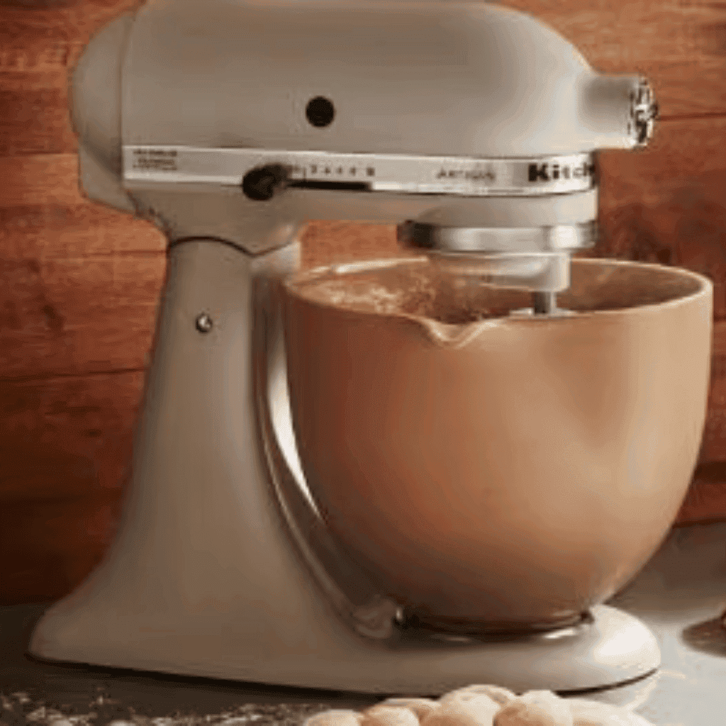 LXURI - The Ultimate Cinnamon Bun Recipe - Required Tools and Equipment