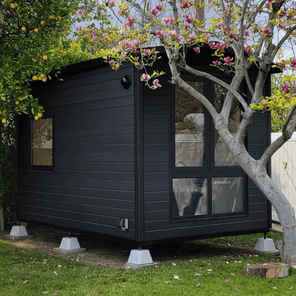 LXURI - The WorkPod Versatile by Autonomous