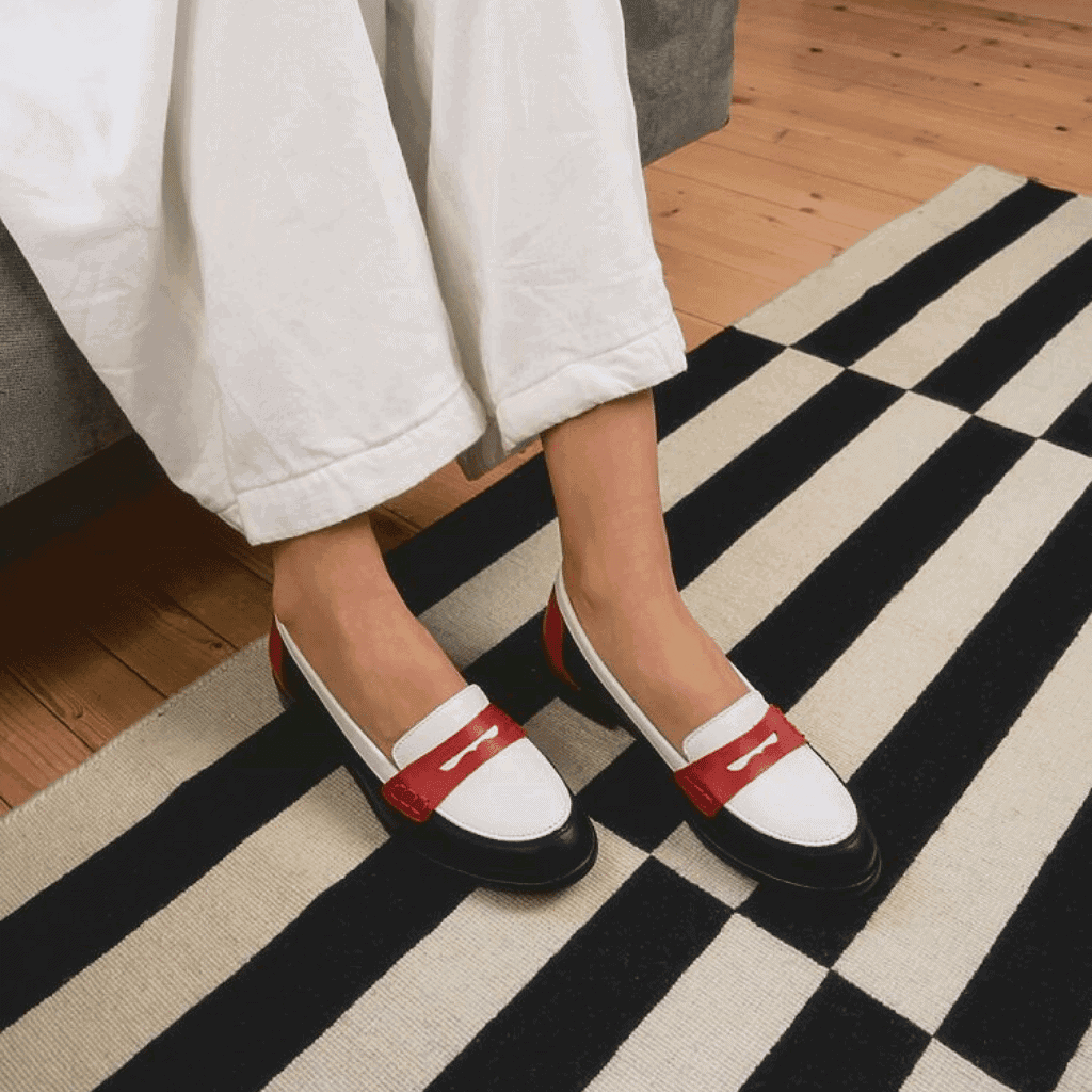 LXURI - Customization: Shoes Designed Around You by Girotti