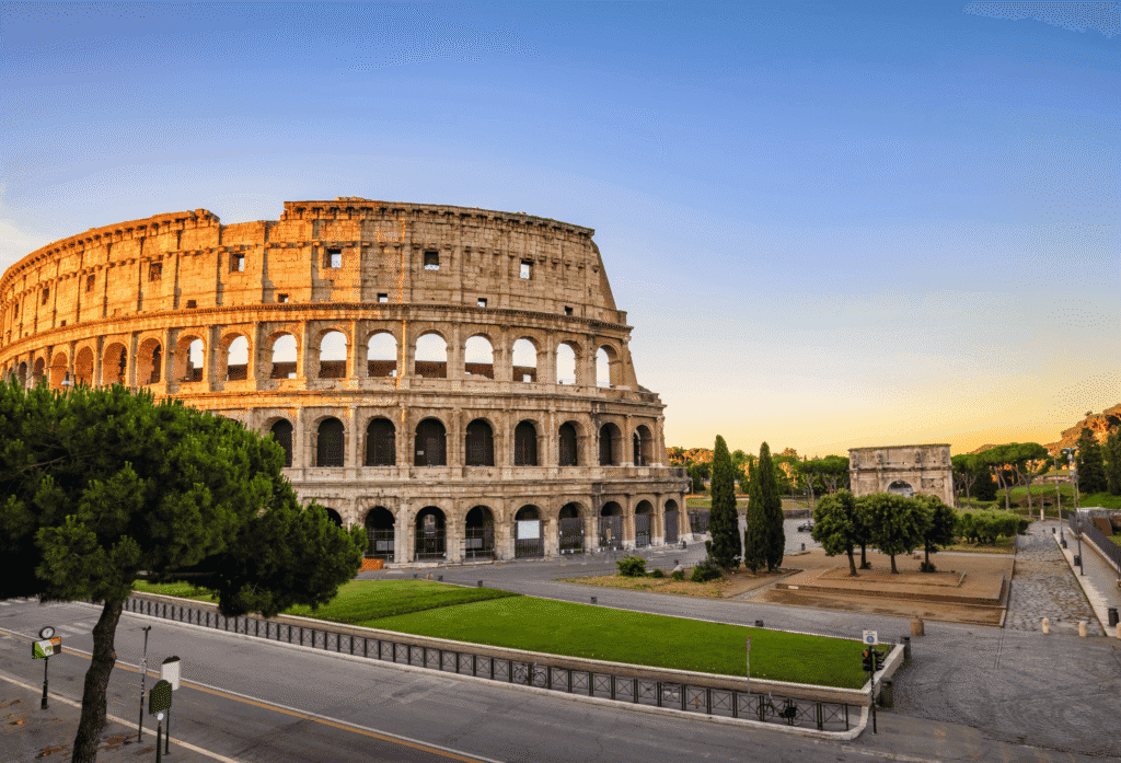 Discover UNA Italian Hospitality | LXURI