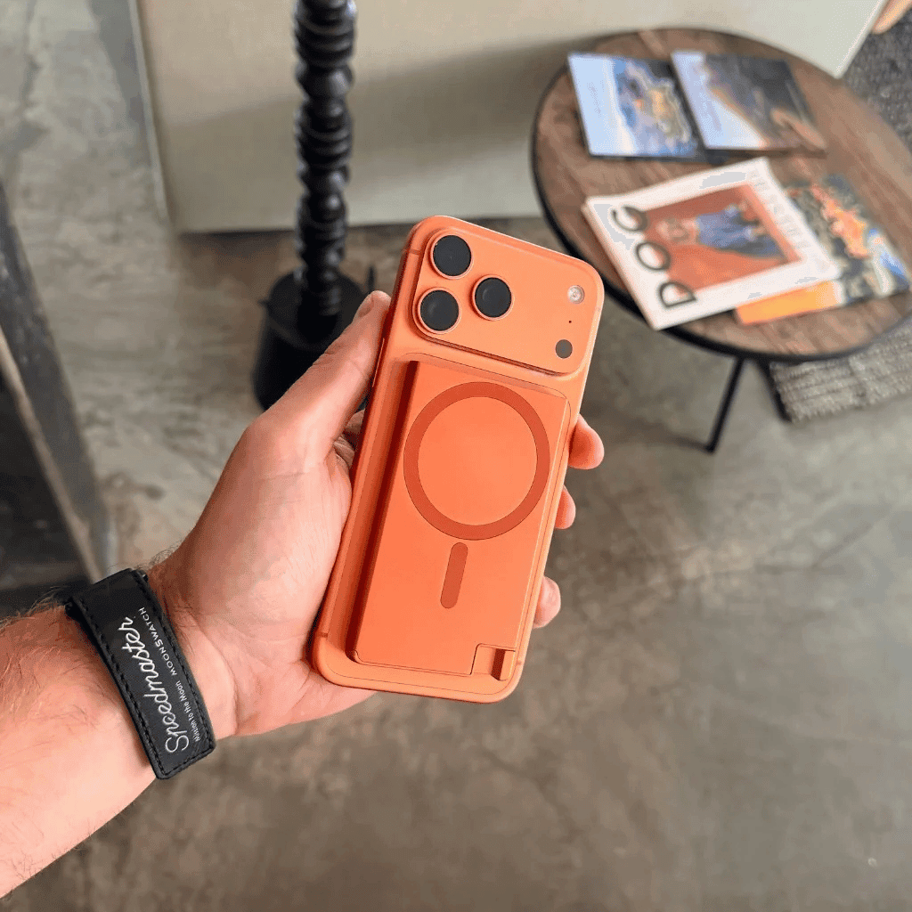 LXURI - Ekster Cardholder Pro for MagSafe