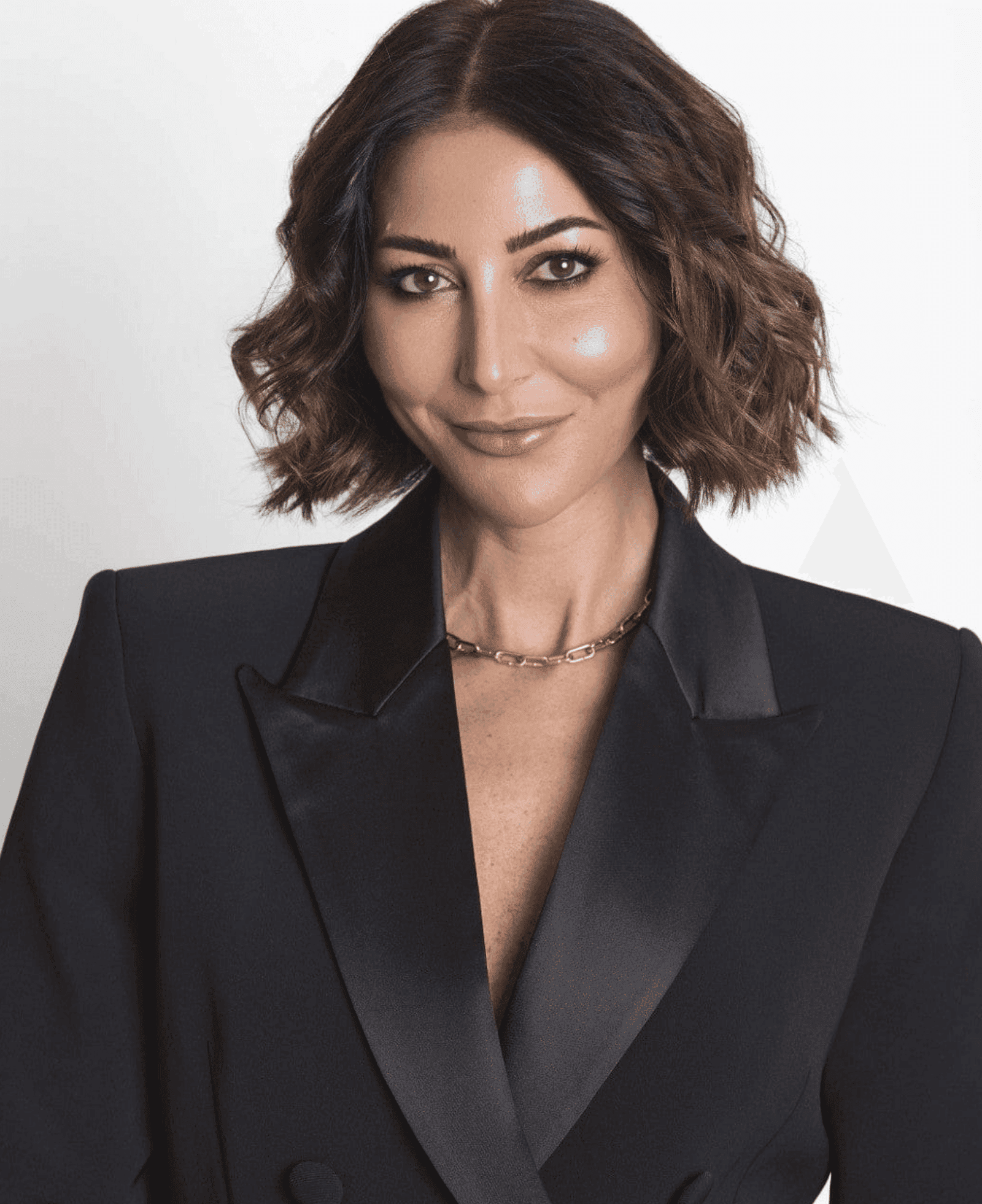 LXURI - NADINE MERABI Luxury Women’s Fashion