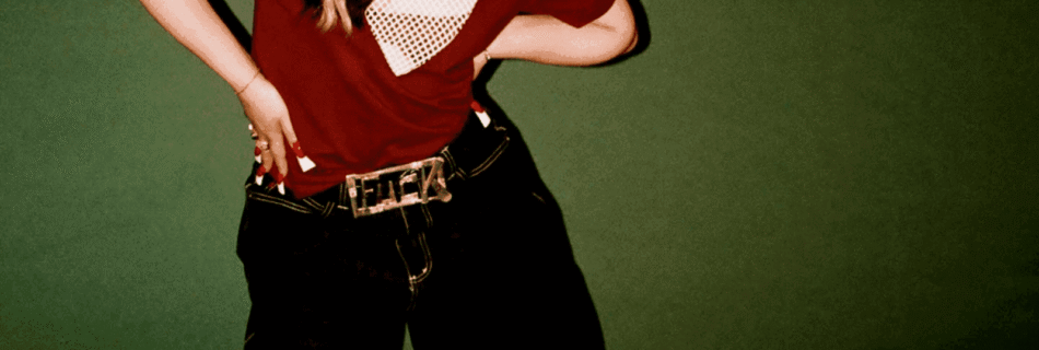 Rising Star Lola Young: The Soulful Powerhouse Redefining Modern Music | by LXURI