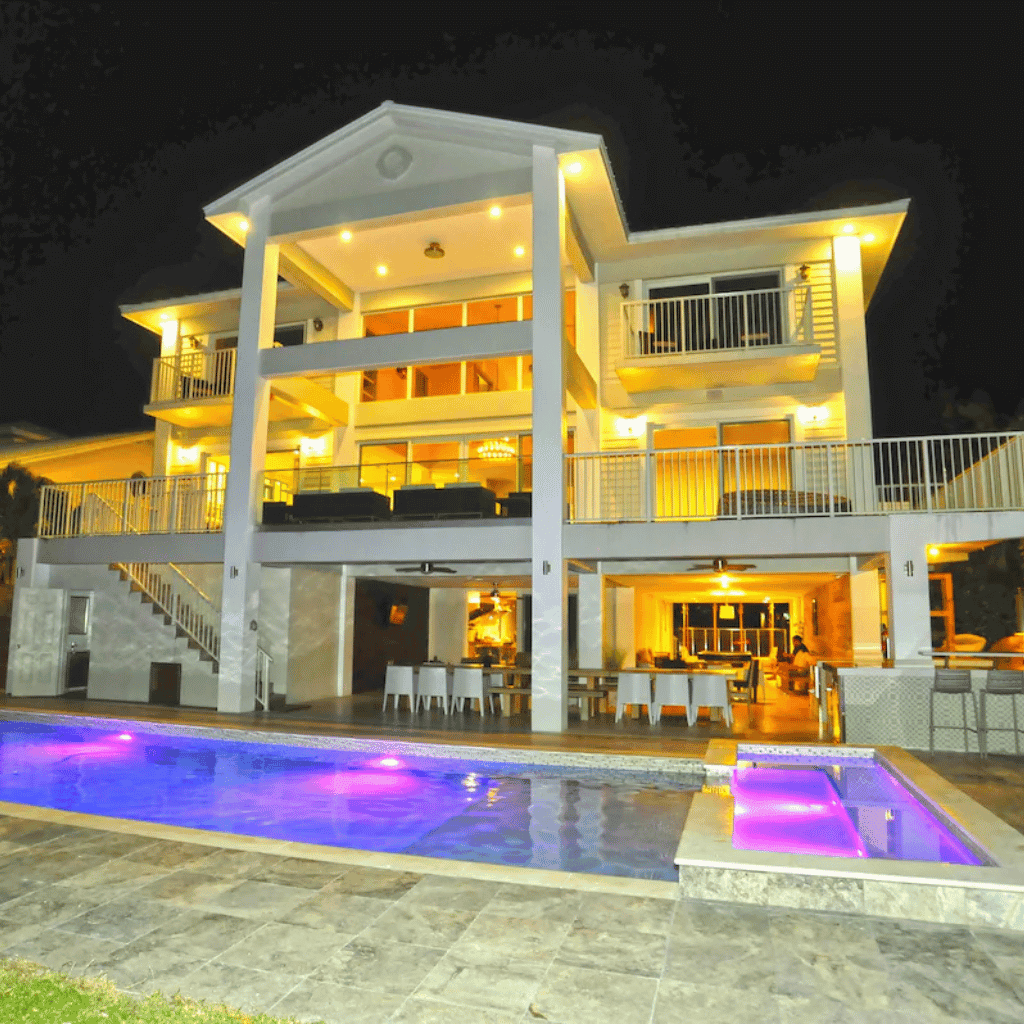 LXURI - Book Luxury in Miami, Florida on Vrbo