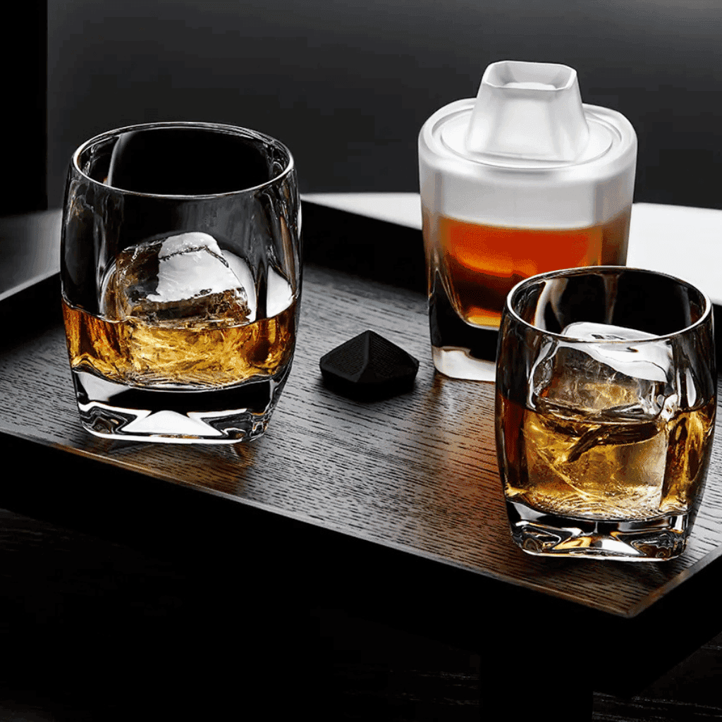 LXURI - Norlan - The Vessel: Choosing the Right Whiskey Glass