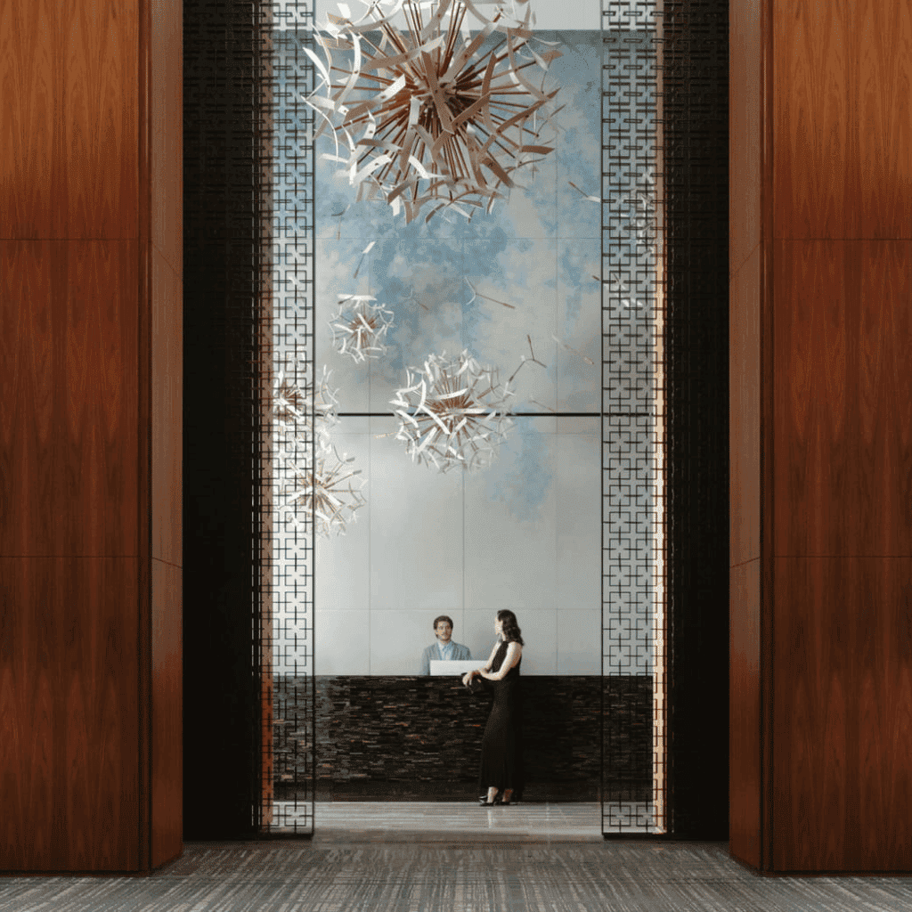 LXURI - Four Seasons Hotel Toronto
