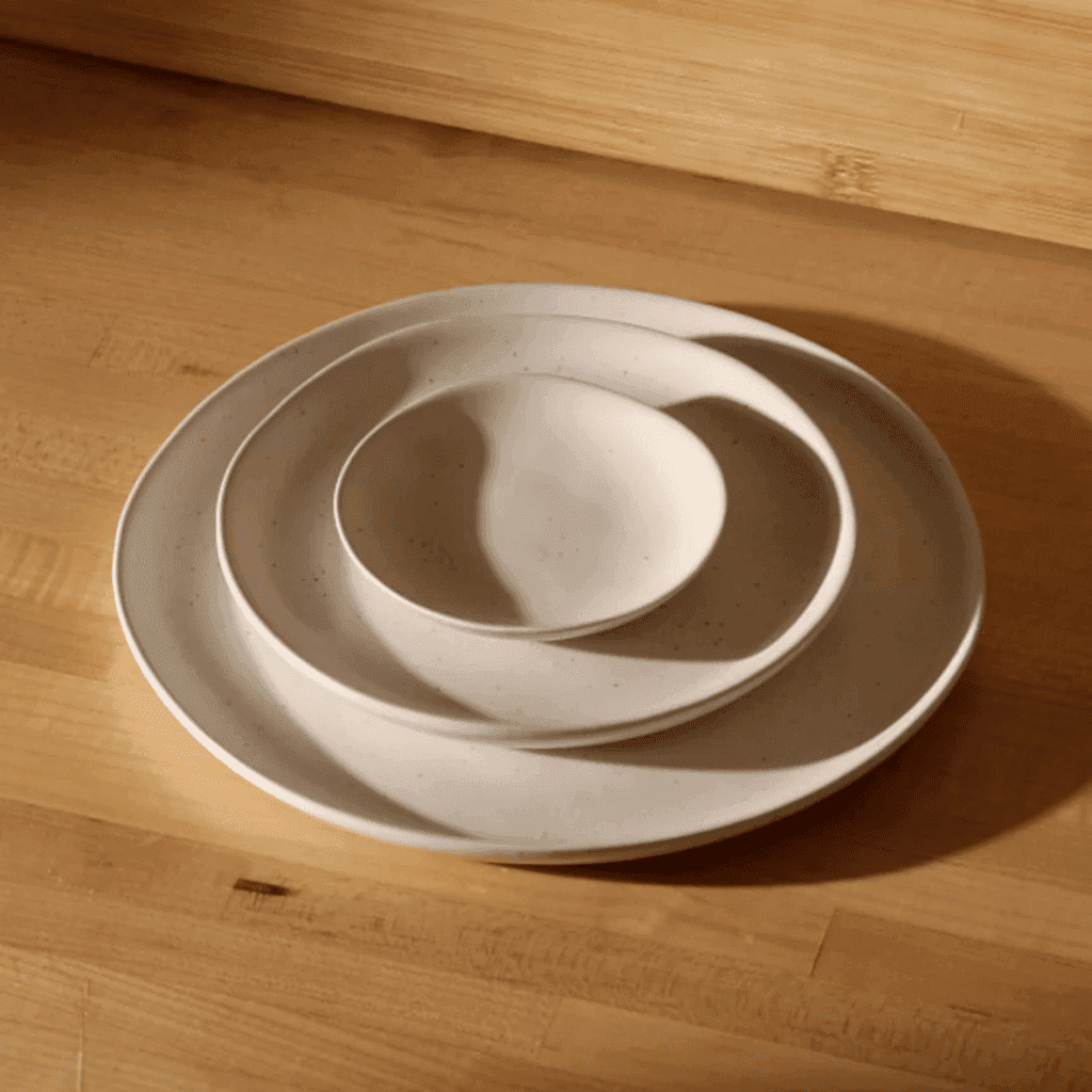 LXURI - Grounding Your Table with Stoneware Plates