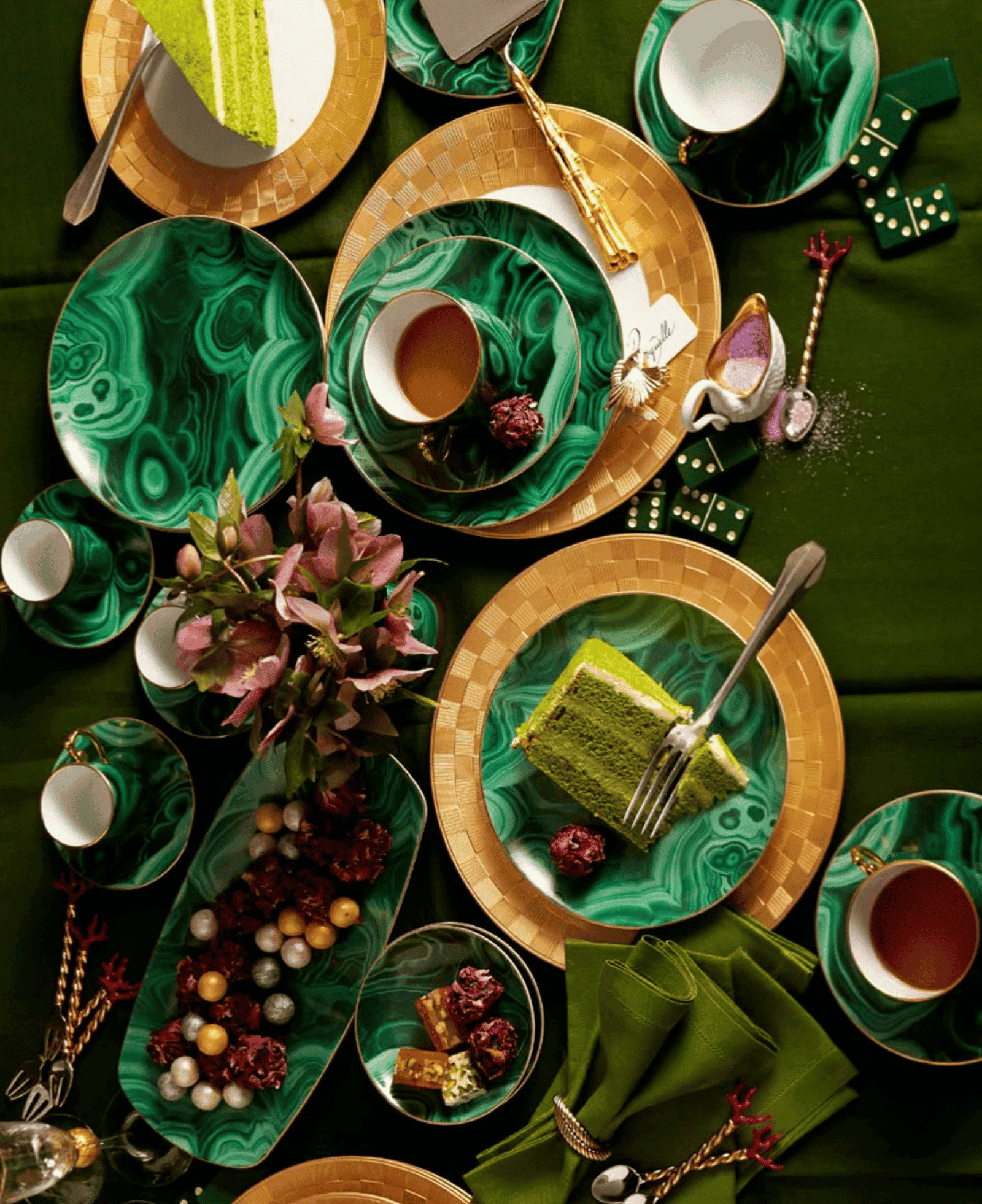 LXURI - Luxury Dinnerware Sets That Define the Table​ - Mytheresa Dining Room Collection