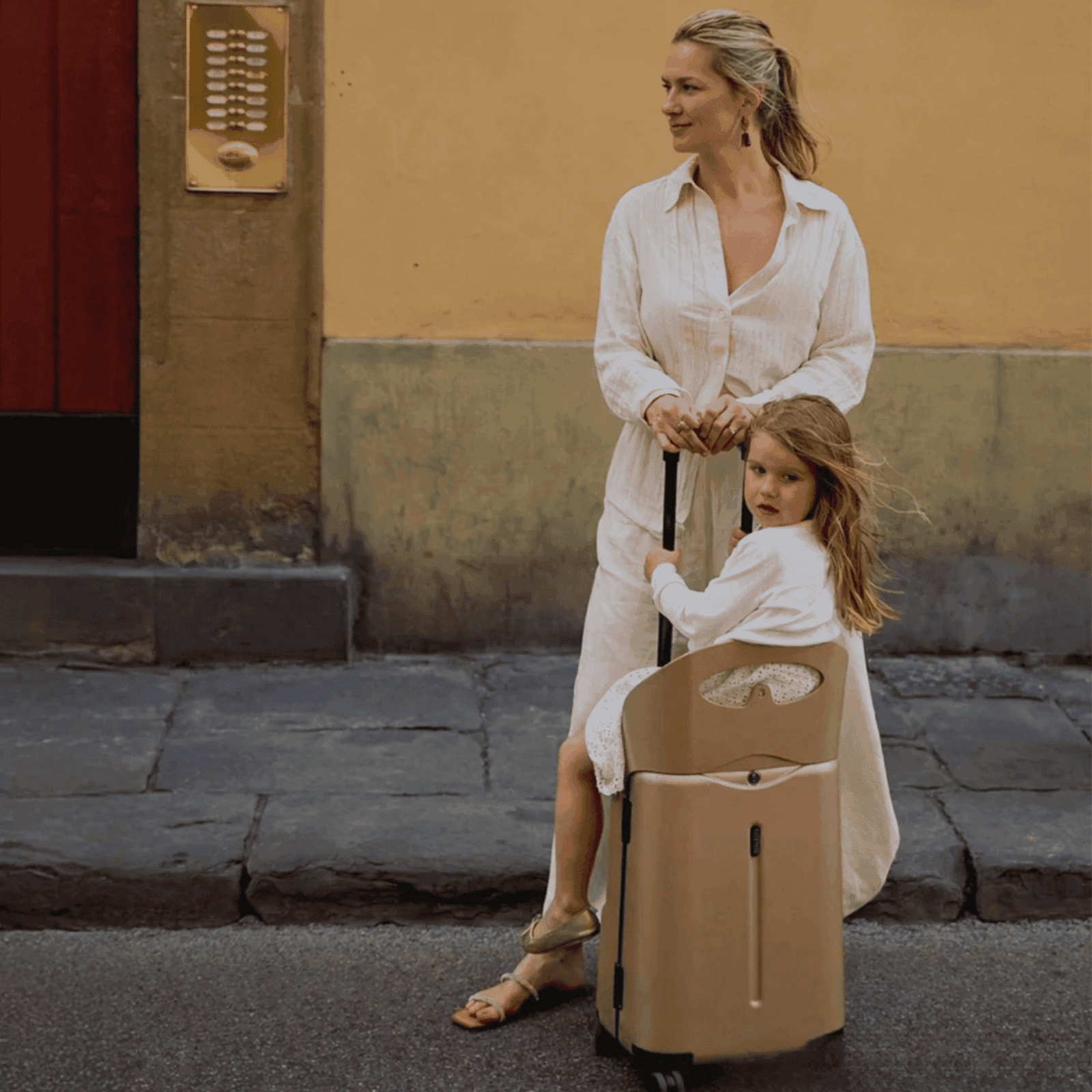 Ultimate Guide: Traveling with Young Children | Travel Blog by LXURI