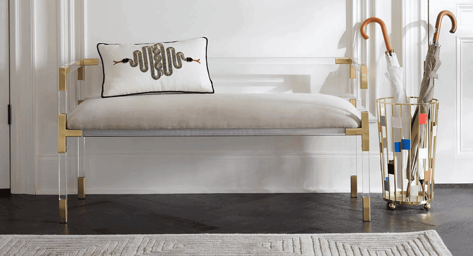 Entryway Design Tips to Transform Your Home’s First Impression | LXURI