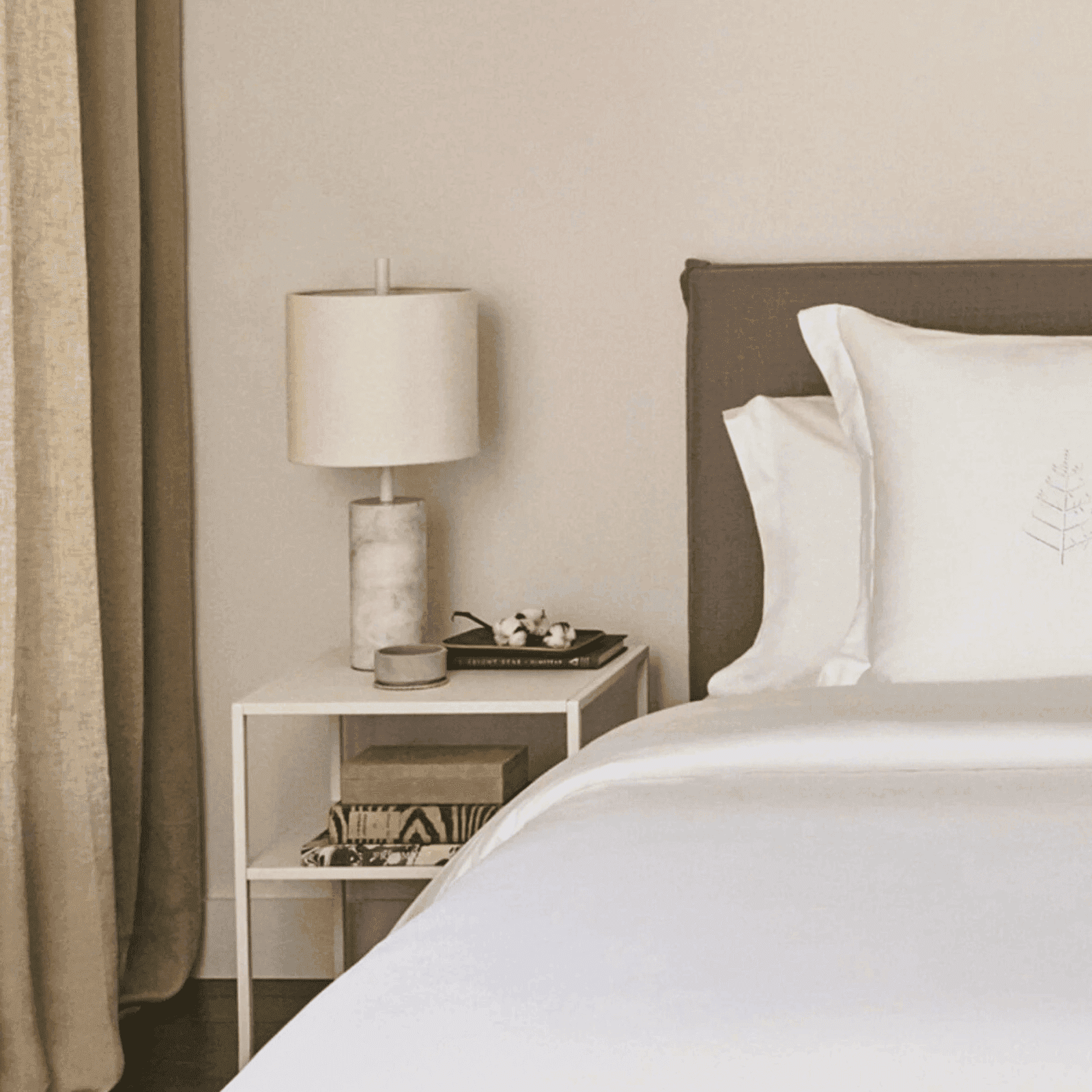 Signature Hotel Collection by Four Seasons at Home | Blog by LXURI