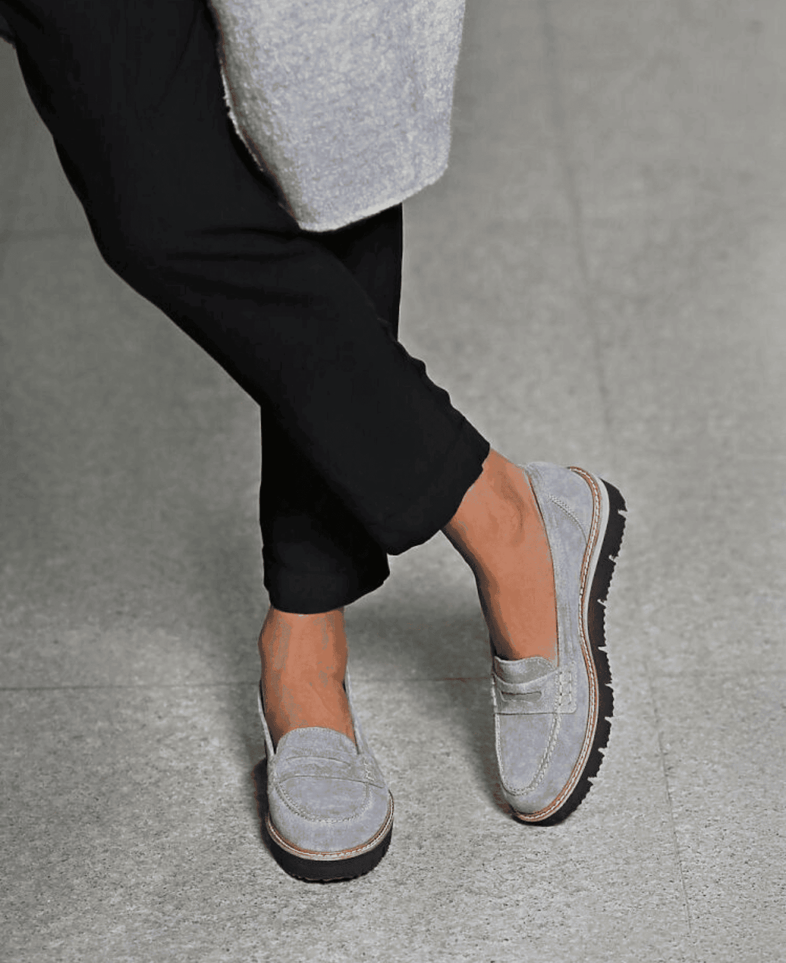 LXURI - Footwear That Balances Style and Ease​ - GIROTTI