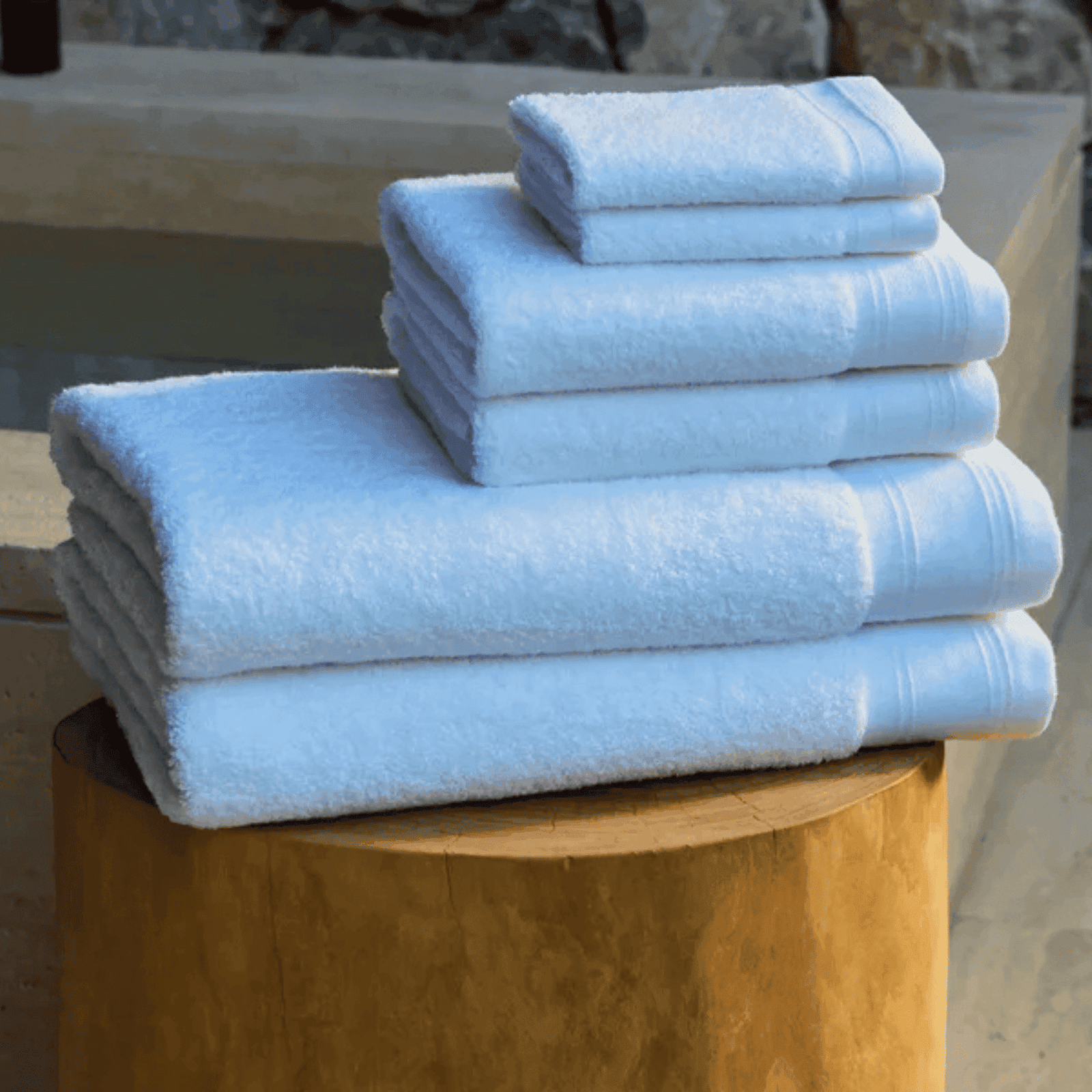 Luxury Towels for a Spa Experience at Home | Four Seasons at Home | Blog by LXURI