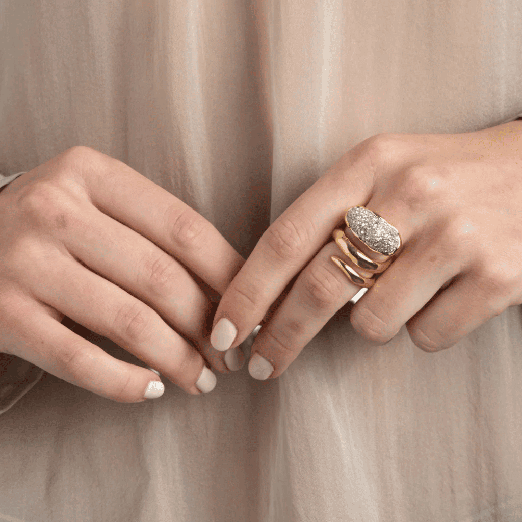 Mother’s Day Gift Guide | Shop Alexis Bittar Jewelry | LXURI 