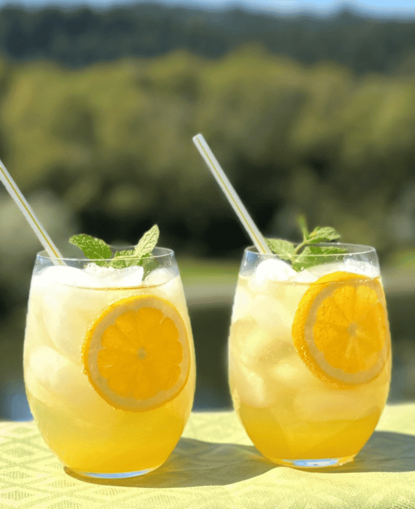 LXURI - Limoncello Spritz Recipe
