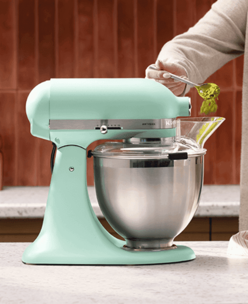 2026 Colour of the Year: Spearmint Stand Mixer | LXURI 
