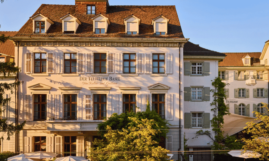 Book Der Teufelhof Basel with Tablet Hotels - LXURI 
