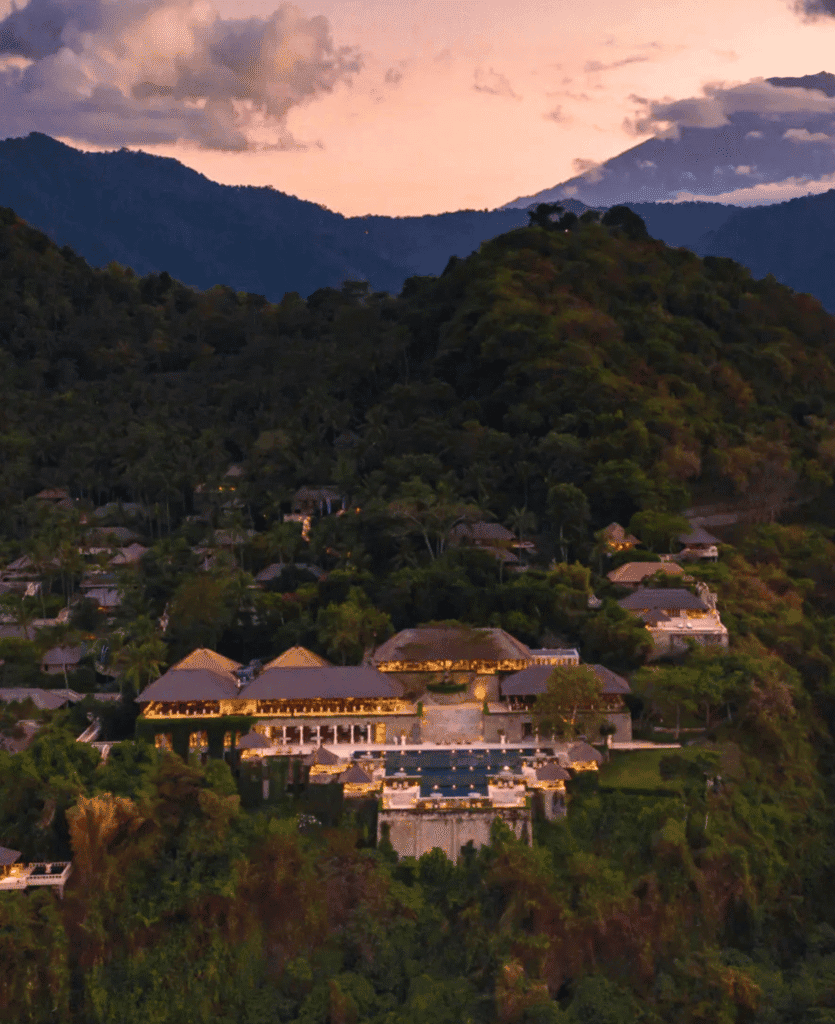 Amankila Resort, Bali | Tablet Hotels | Book Now | LXURI