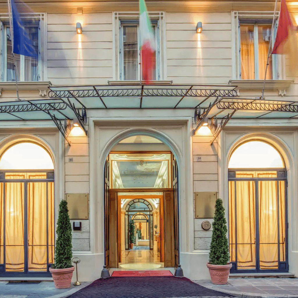 LXURI - Book Luxury Travel Deals with Expedia Canada