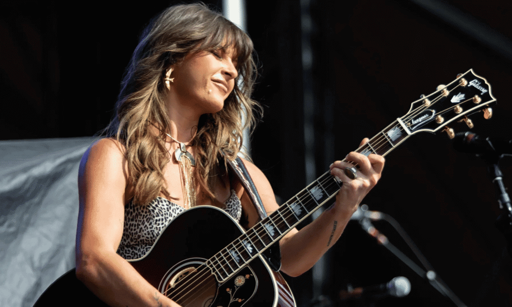Ella Langley | Cultural Influence and Industry Impact | LXURI Music Blog 