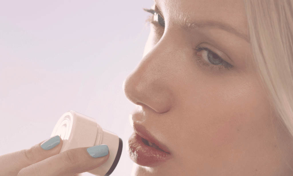 Summer Beauty Trends - Shop Kylie Cosmetics | LXURI