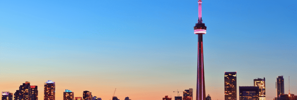Toronto Travel Guide by LXURI