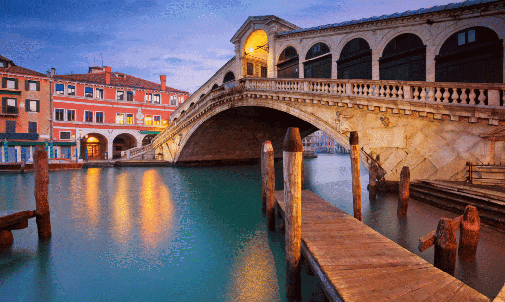 Discover Venice with Weekend in Italy - LXURI Travel