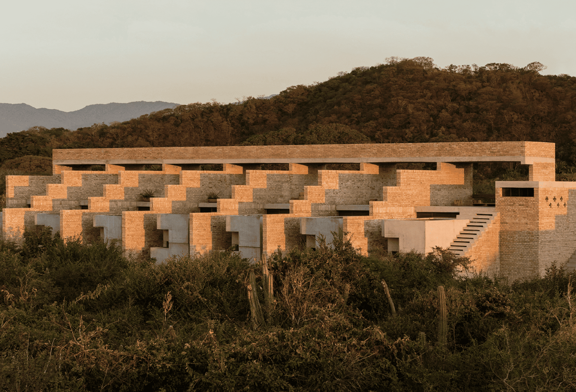 Hotel Terrestre: A Solar-Powered Design Masterpiece | LXURI