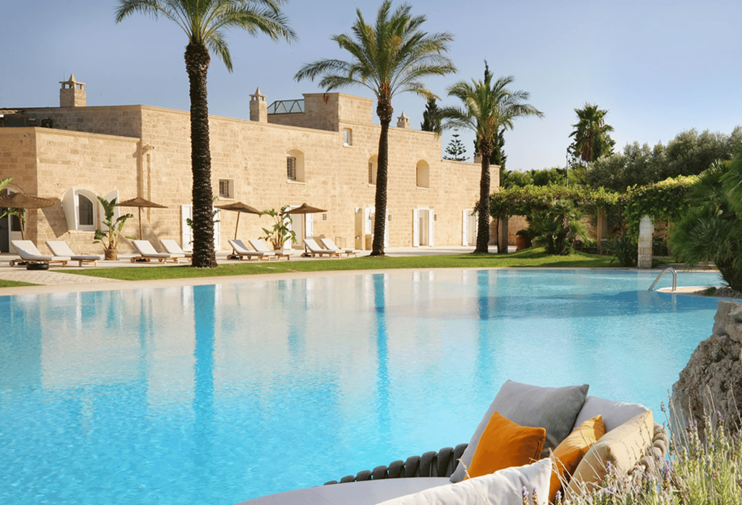 Tablet Hotels: Special Offers at Stunning Hotels | The End of Summer Travel Sale | LXURI 