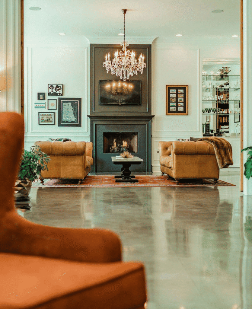 Book The Guesthouse Hotel in Chicago with Tablet Hotels | LXURI