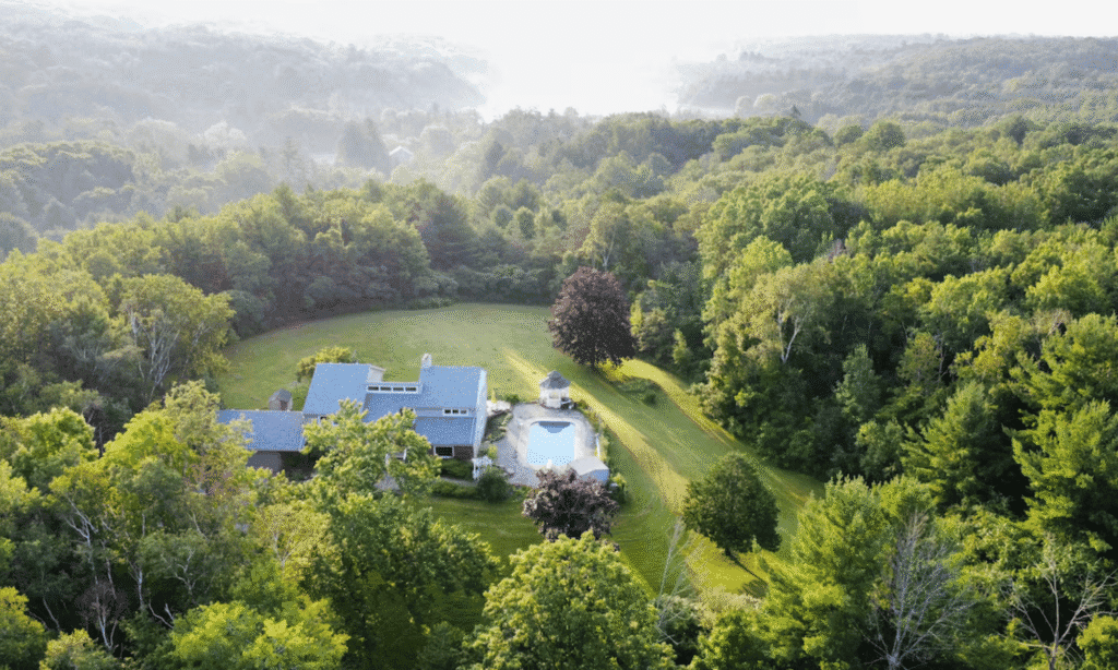 Vrbo Early-Booking Deals: Reserve a Private Escape | LXURI 