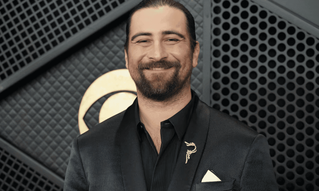 Noah Kahan wearing Giorgio Armani at the Grammys.
