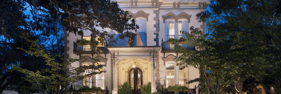 Resort vs. Boutique Hotel: Which Is Right for Your Trip?
